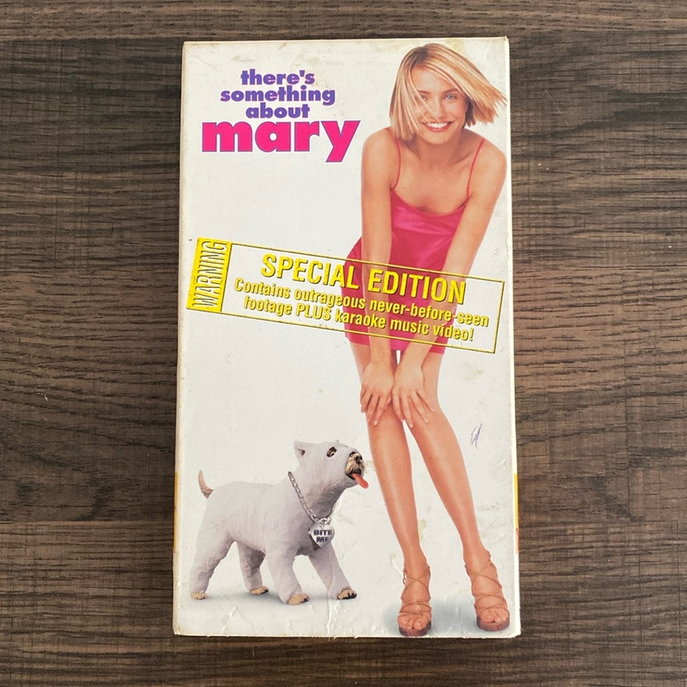 THERE’S SOMETHING ABOUT MARY Special Edition VHS Tape